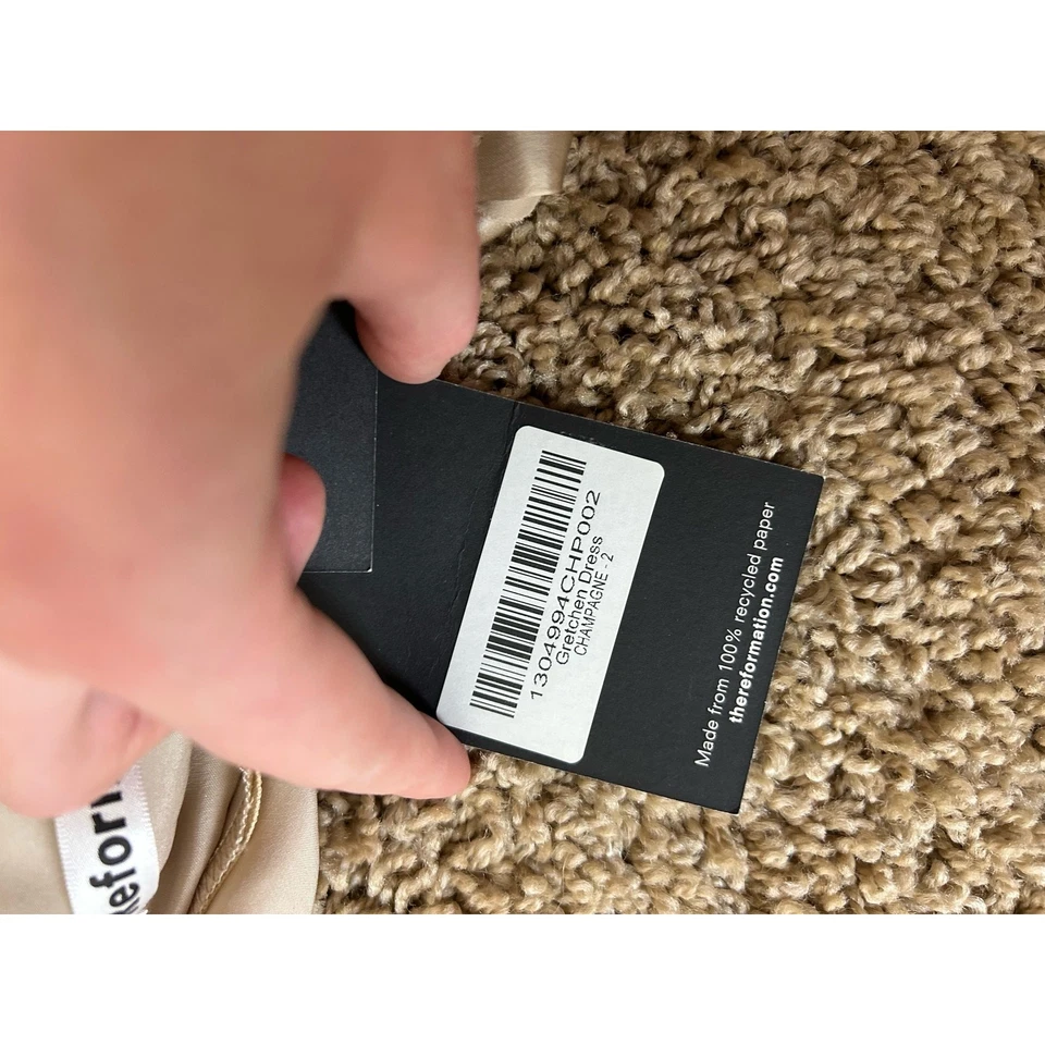 Nuevo con etiquetas Vestido de Seda Reformation Gretchen Champagne Talla 2 Foto 3 de 4