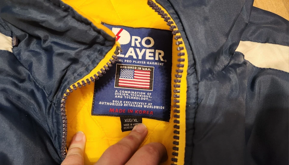 Chaqueta acolchada vintage Pro Player West Virginia talla XL extra grande hecha en Corea Foto 2 de 3