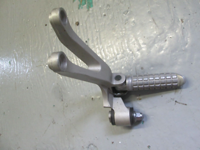 Ninja 1998 - 1999 ZX-6R / ZX-9R RIGHT REAR PEG ASSEMBLY 35011-1879