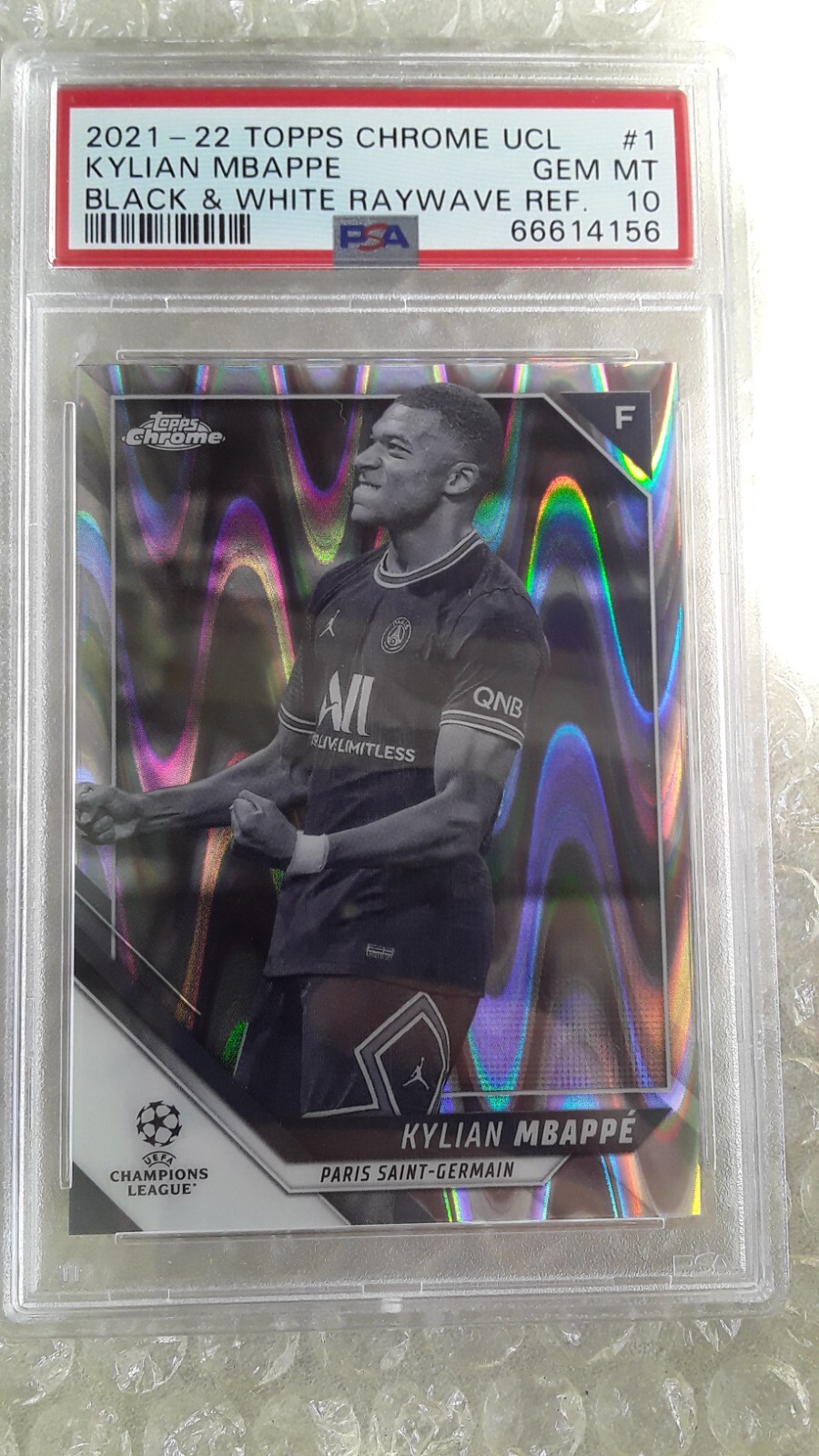 2021- 22 Topps Chrome UCL Kylian MBAPPE black and white raywave refractor #1