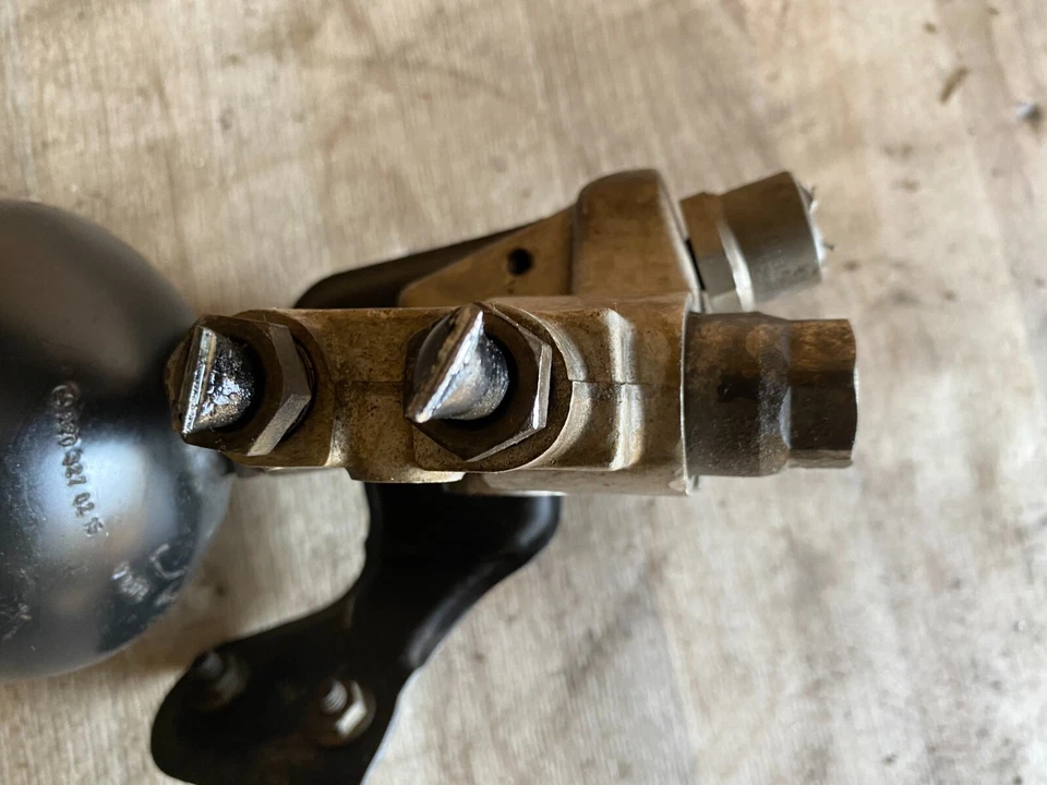 MERCEDES BENZ S55 SL55 CL55 OEM 03-06 SUSPENSIÓN HIDRÁULICA VÁLVULA DE ALIVIO DE PRESIÓN Foto 4 de 4