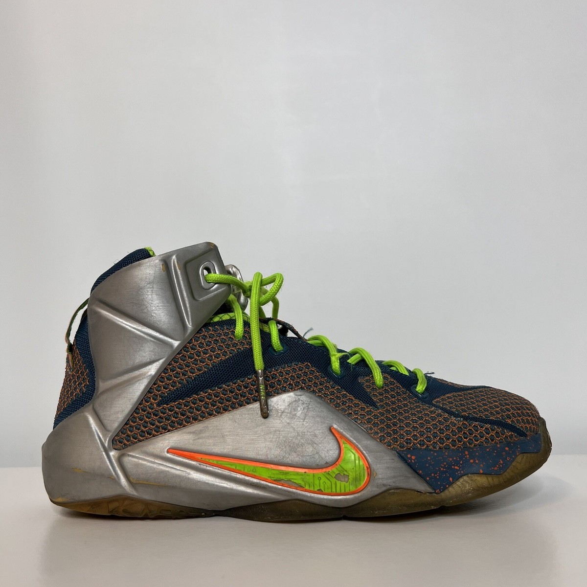 Nike LeBron XVIII size 12 メンズ Amazon.com | Nike Mens Lebron 18 Low CV7562 103 Sylvester vs