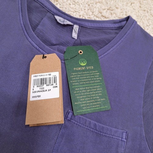 Camiseta Woolrich First Forks SS de bolsillo púrpura teñida con pigmento, ajuste regular. Talla S - Imagen 4 de 8