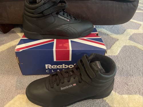 black reebok freestyle