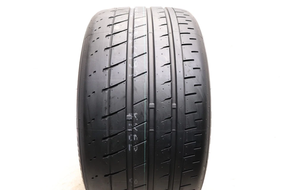 Nuevo 315/35ZR20 Bridgestone Potenza S007 RFT - 106Y - 8/32 Foto 2 de 4