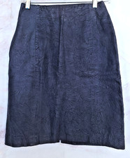 VTG Wilson Pencil Skirt Womens 8 Waist 25 inch Navy Blue Leather Lined Embossed