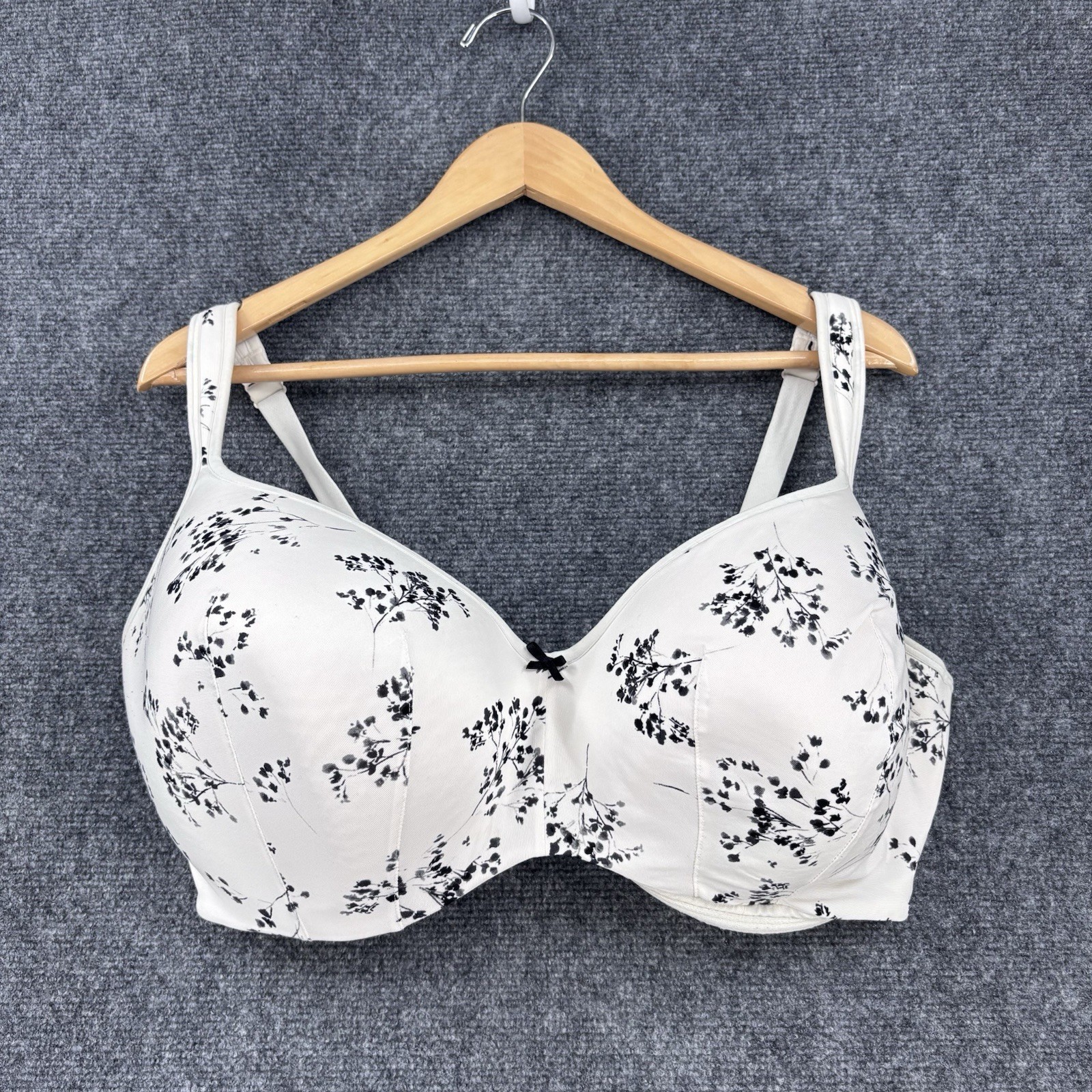 Cacique White & Black Floral Smooth Balconette Lightly Lined Bra Size 42H