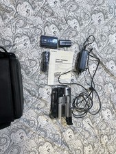 Sony Handycam CCD-TRV37 Video8/XR Camcorder 20x/200x NightShot LCD 2.5"