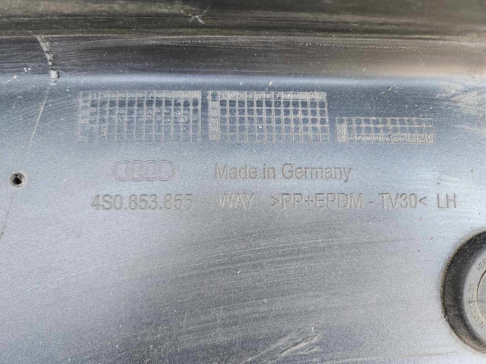 Audi R8 Spyder 2017-2023 Left Rocker panel trim