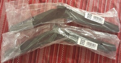 Hisense 70R6E4 70r6e5 75r6e5 RSAG8.078.7359 Tv stand legs has screws I SHIP FAST