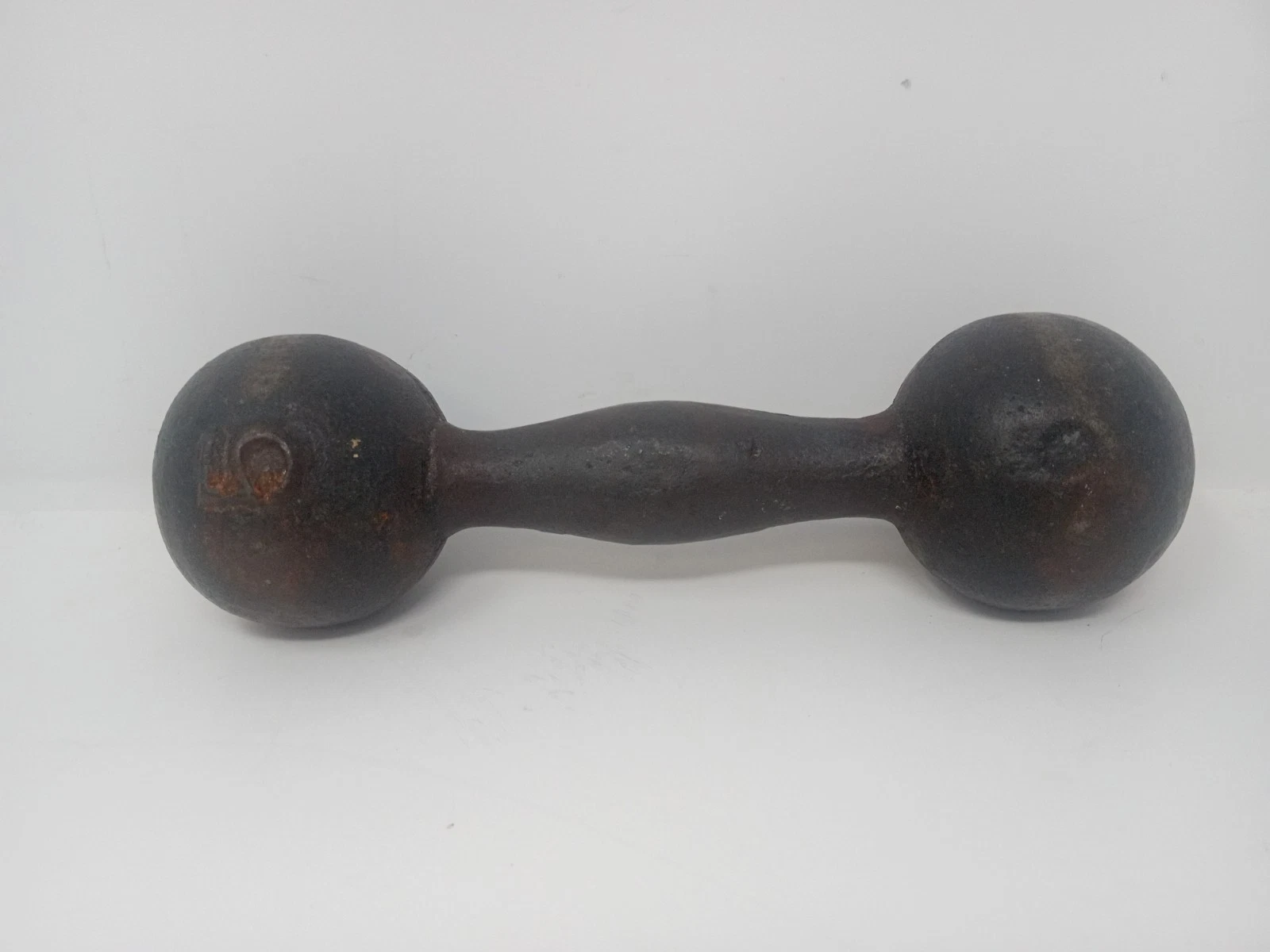 Antique Vintage Bun 5 Lb Dumbbell Weight Cast Iron Round Globe Ends
