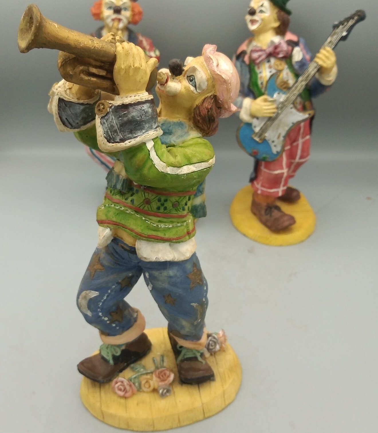 3 x Resin Clown Music Band figurines VGC Height 21cm guitar saxophone