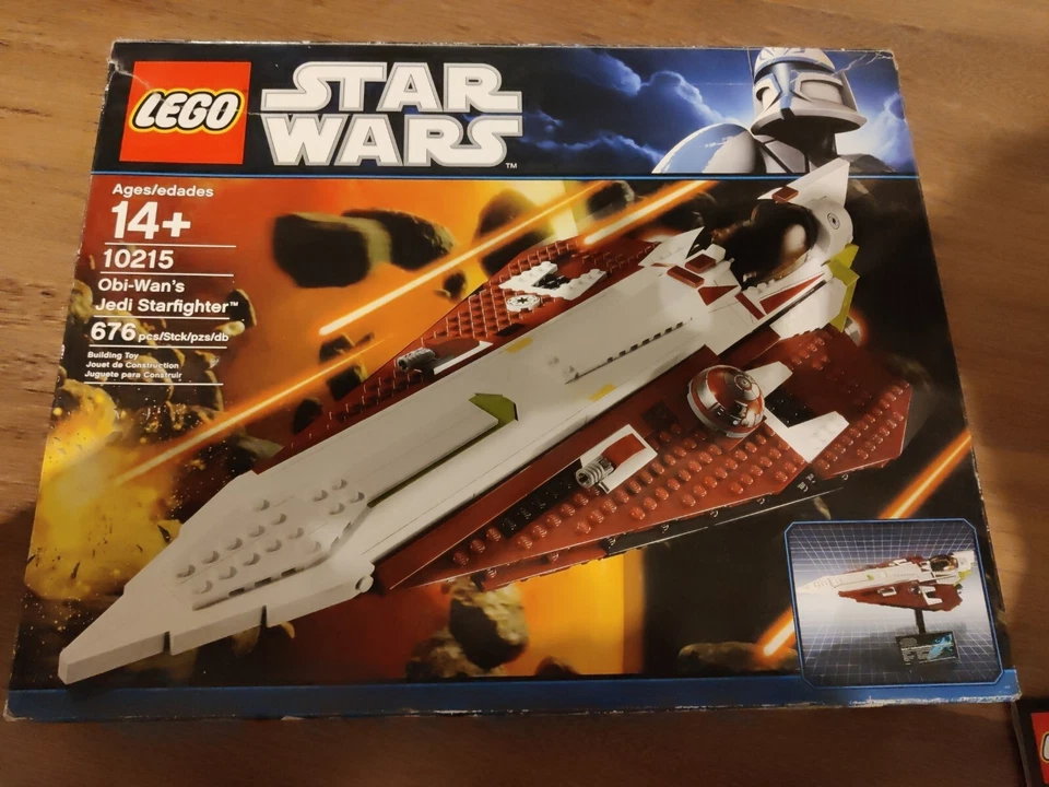 LEGO Star Wars 10215 Obi-Wan's Jedi Starfighter, foto 2 de 5