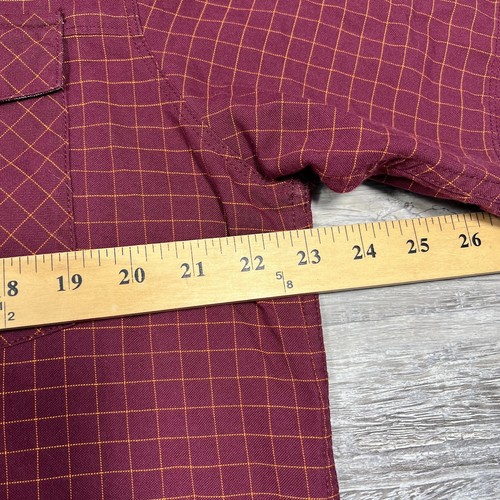 Mountain Hardwear Shirt Men’s Large Red Plaid Outdoor Short Sleeve Hiking - Picture 4 of 8