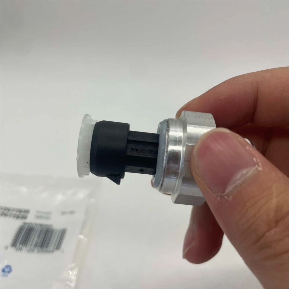 Sensor de presión de aceite OEM 12677836 para Chevrolet Express Buick GMC Cadillac Hummer Foto 3 de 4