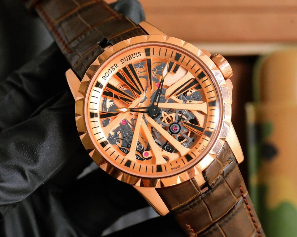 ROGER DUBUIS Movimiento Mecánico Automático Oro Esfera Hueca Reloj Hombre Cuero Foto 2 de 4