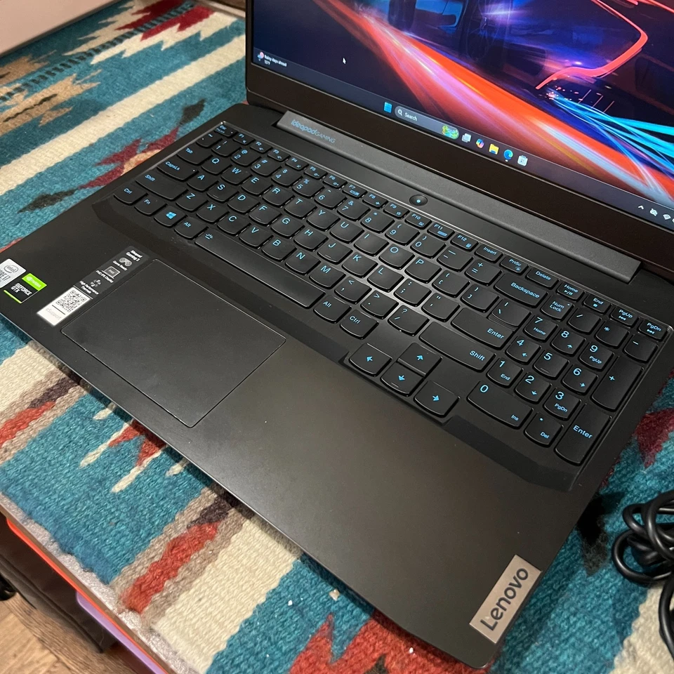 ¡Laptop Lenovo IdeaPad Gaming 3 120hz FHD! i7-10750H GTX1650 32GB RAM 500SSD W11 Foto 3 de 4