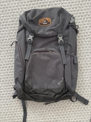 Deuter Walker 24 Backpack Gray Airstripes Daypack Laptop Bag Hiking Travel