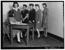 Washington D.C. Eleanor Roosevelt Labor Canteen Hostess 1944 Women CIO