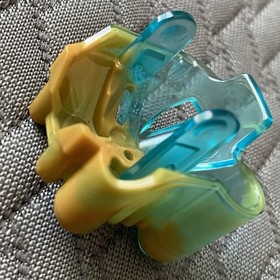 LEGO Bionicle Mask of Ice Marbled Gold Trans Light  Blue Skull Warrior 19064pb01