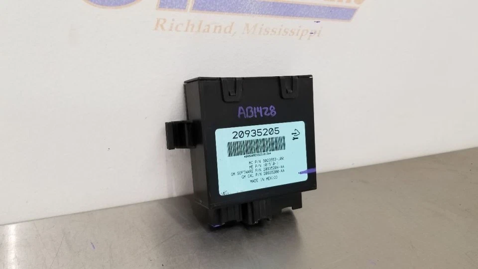 14 MÓDULO DE CONTROL DE PUERTA LEVADIZA ELÉCTRICA CADILLAC ESCALADE ESV 20935205 Foto 4 de 4