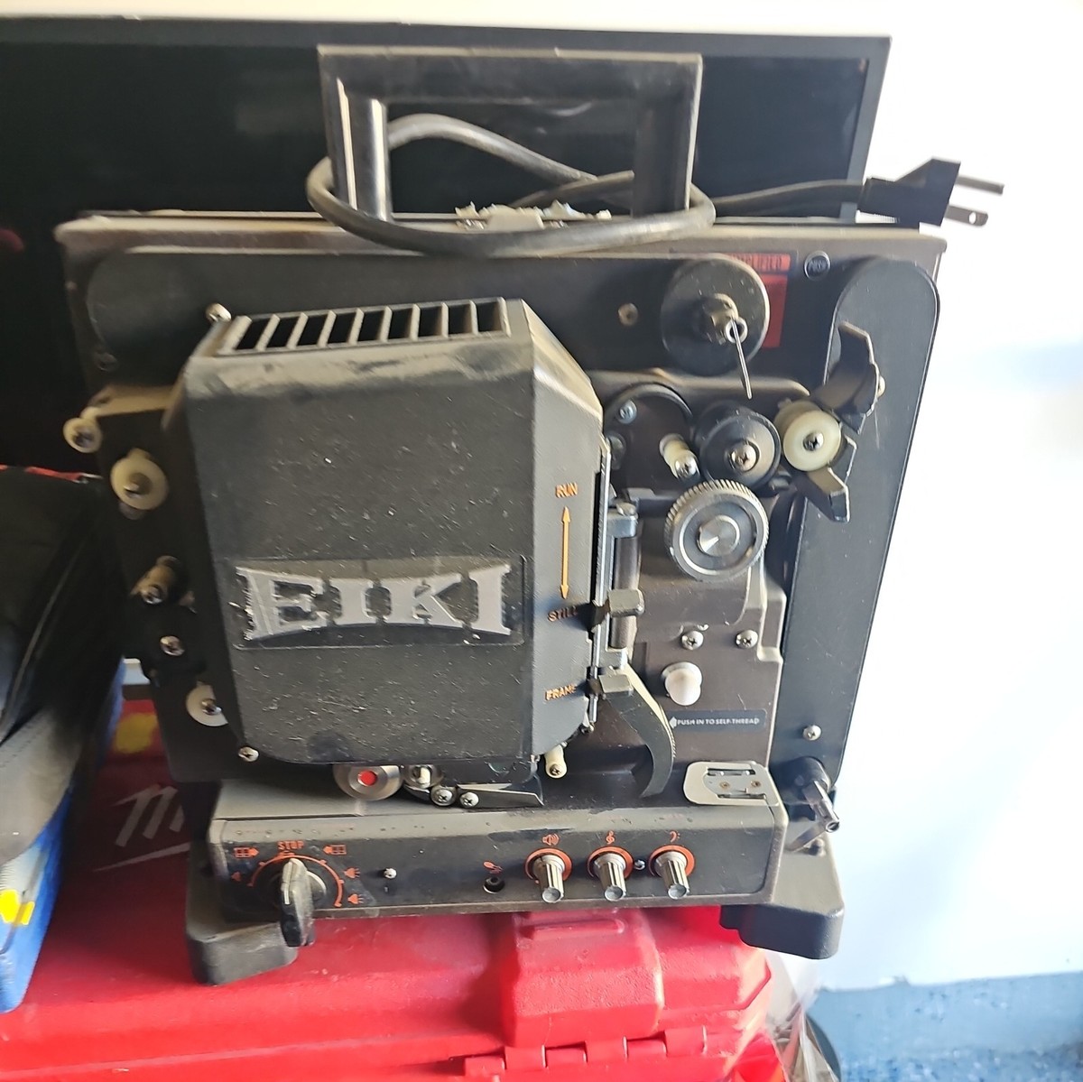 16mm映写機　エイキ　SL-0 EIKI SL-0 SUPER 16mm MOVIE PROJECTOR (Turns on) | eBay