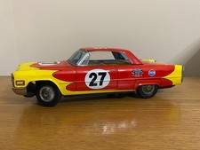 Modern Toys Battery Operated Stunt Car Tin Toy Racer SA-46