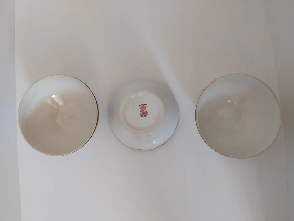 FD Chauvigny Lot 3 bols porcelaine blanche décor floral frise bleue - Photo 3/4