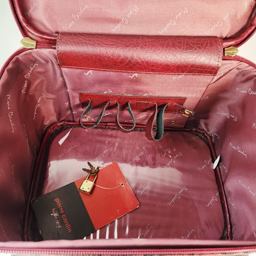 Vintage Pierre Cardin Floral Carpet Make Up Case Travel Case Bag Vanity Case - Picture 6 of 12