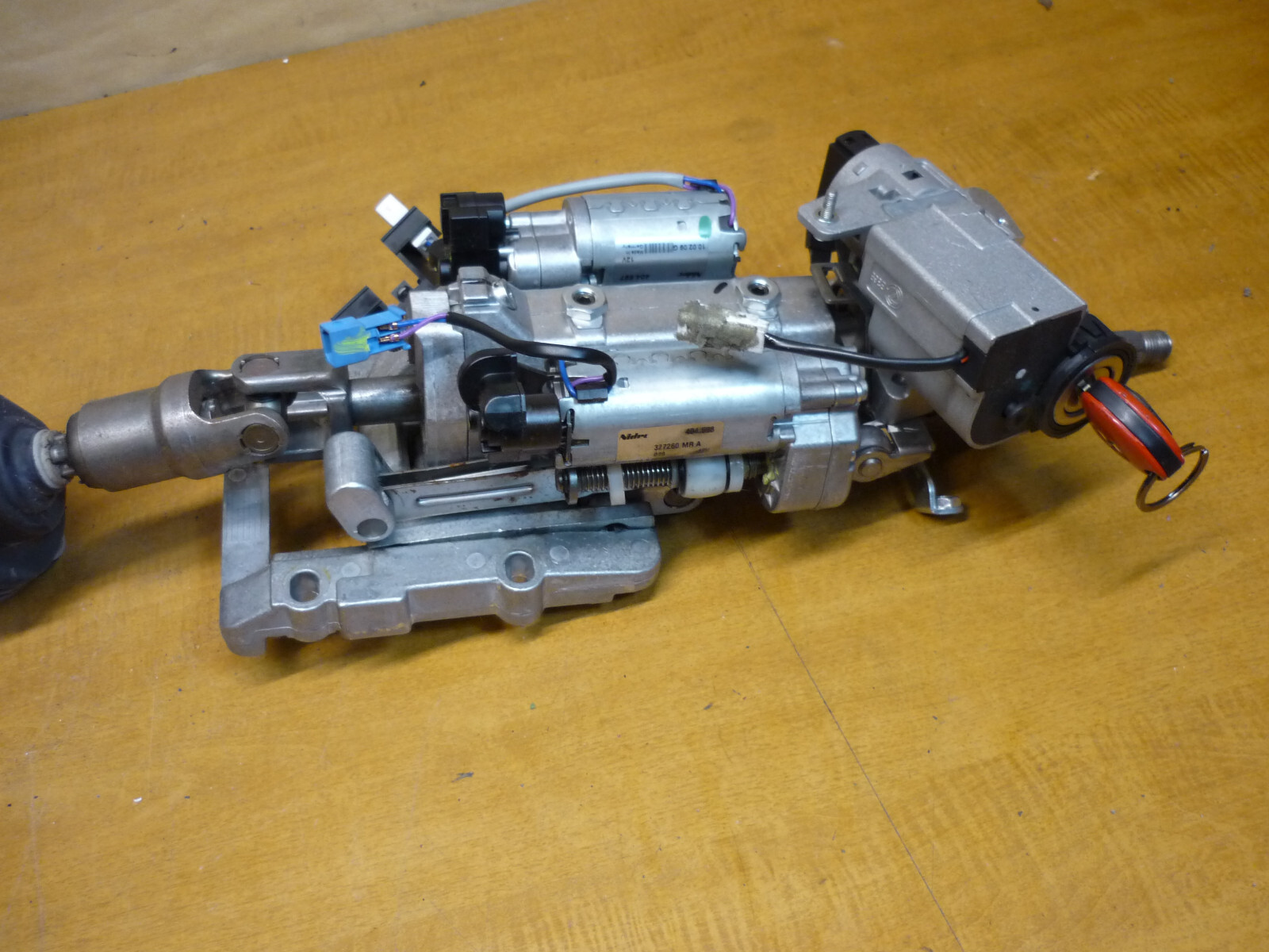 Ferrari California - Complete Steering Column Assembly With Key - P/N 236210