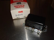 New NOS Voltage Regulator 3-605 VR8 D612 6-Volt 1950-1954 GMC Chevrolet Pontiac