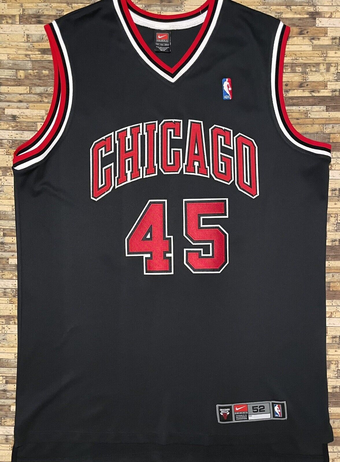 Nike Chicago Bulls City Edition gear available now