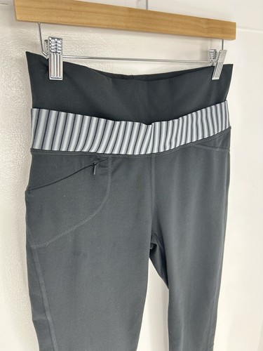 Mountain Hardware NWT 32 Degree Tight Legging Size Medium Black Gorpcore 27x29.5 - Picture 4 of 15