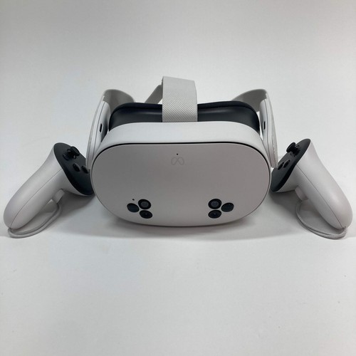 Meta Quest 3S 128GB Standalone All-in-One VR Headset P97