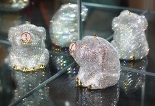 JUDITH LEIBER ONE LUCKY PIG PIGLET SWAROVSKI CRYSTAL PURSE CLUTCH SHOULDER BAG