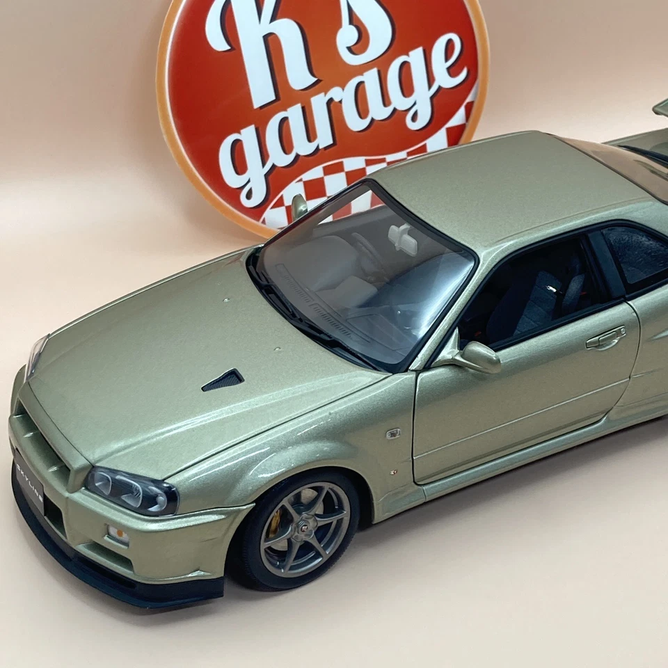 AUTOart 1/18 Nissan Skyline GT-R R34 V-Spec II Nurburgring Millennium Jade 74338 Foto 2 de 4