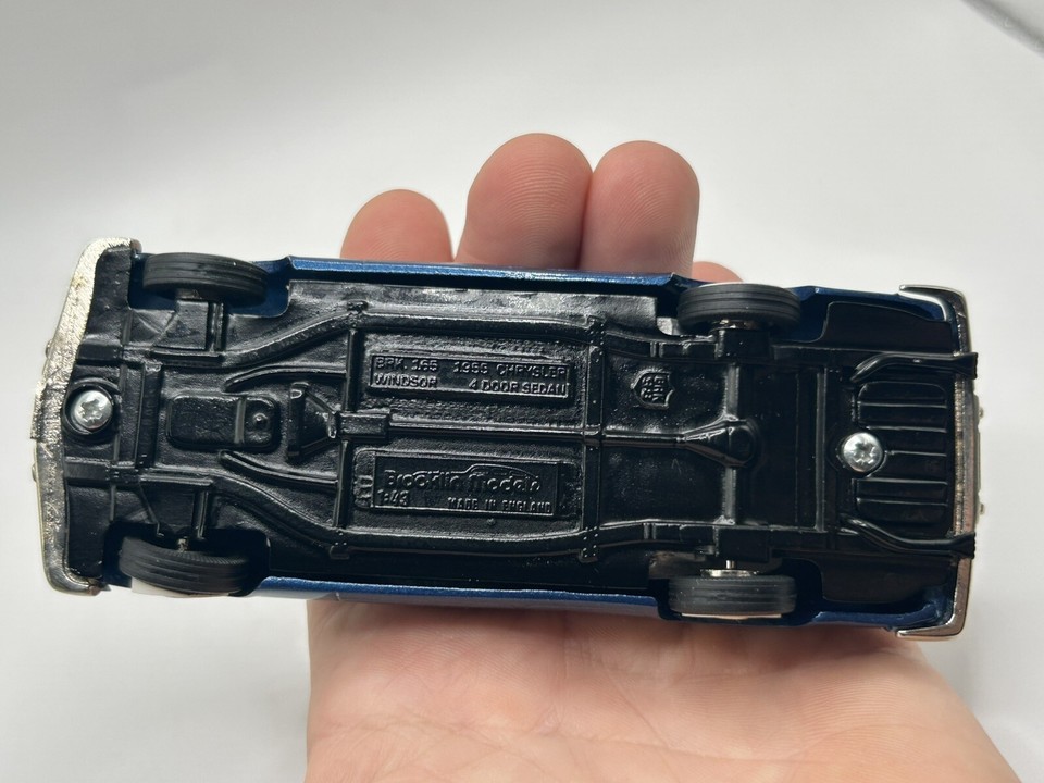 Brooklin BRK165 – Chrysler Windsor Sedan 1955 – Bleue – 1/43 – Occasion