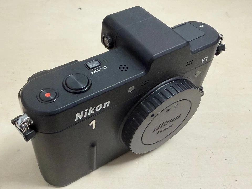 Cámara digital Nikon V1 1 cuerpo negro solo compacta sin espejo Foto 3 de 4