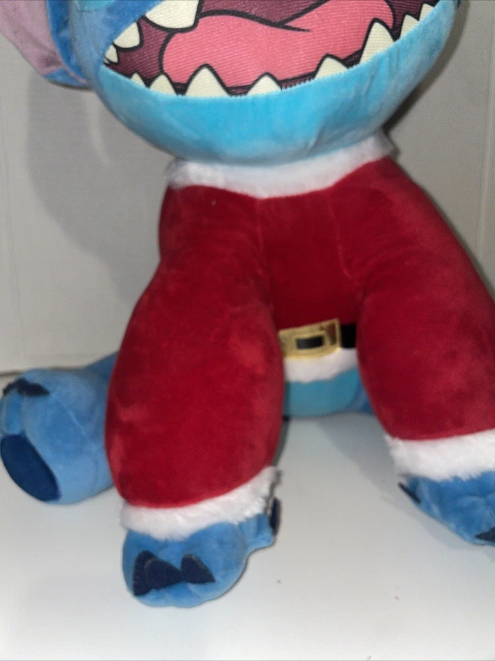 Disney Store Stitch Santa Navidad Vacaciones Peluche con Traje de Santa Sombrero 16” Alto Foto 3 de 4
