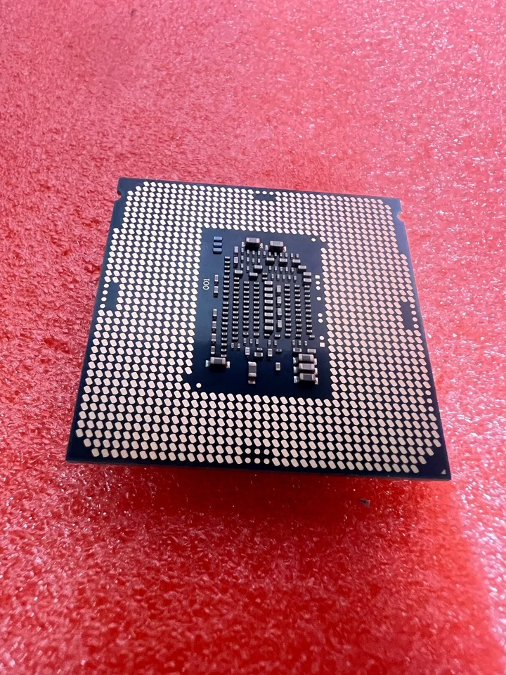 Intel Xeon E3-1275v5 SR2LK CPU  LGA1151 Workstation  3.60GHz  8MB Cache - Image 2 of 2