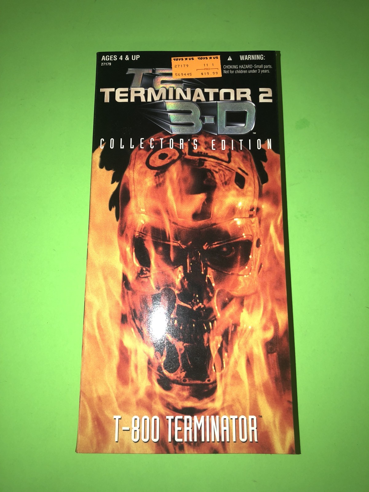 Kenner T2 Terminator 2 3-D Collector's Edition T-800 Action Figure NEW SEALED Kenner T2 Terminator 2 3-D Collector's Edition T-800 Action Figure NEW SEALED