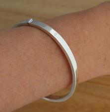 Solid 925 Sterling Silver Oval Bangle Bracelet 5mm Wide Hinged UK Hallmarked