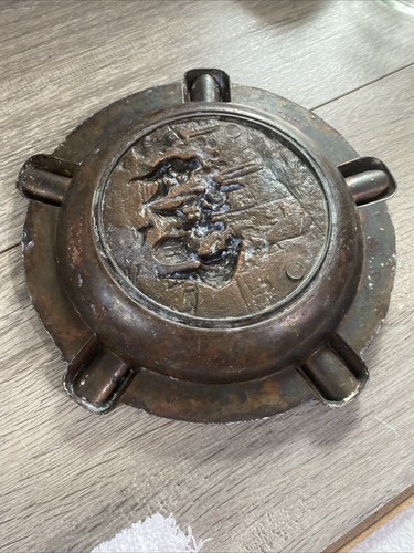 Large Vintage Brass Pub Party Scene Ashtray Approx 7 1/2” With Stand - Picture 12 of 13