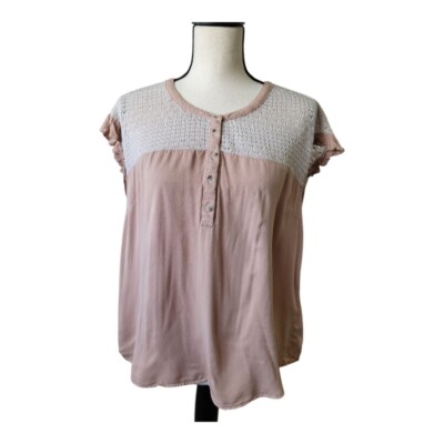 Hem & Thread Flutter Sleeve Crochet Detail Top. Size L