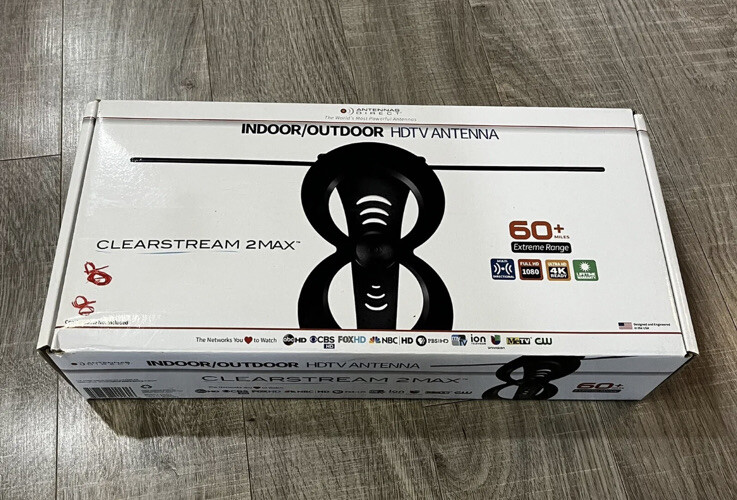 Antenna Direct ClearStream 2MAX Indoor/Outdoor HDTV Antenna C2MVJ 60