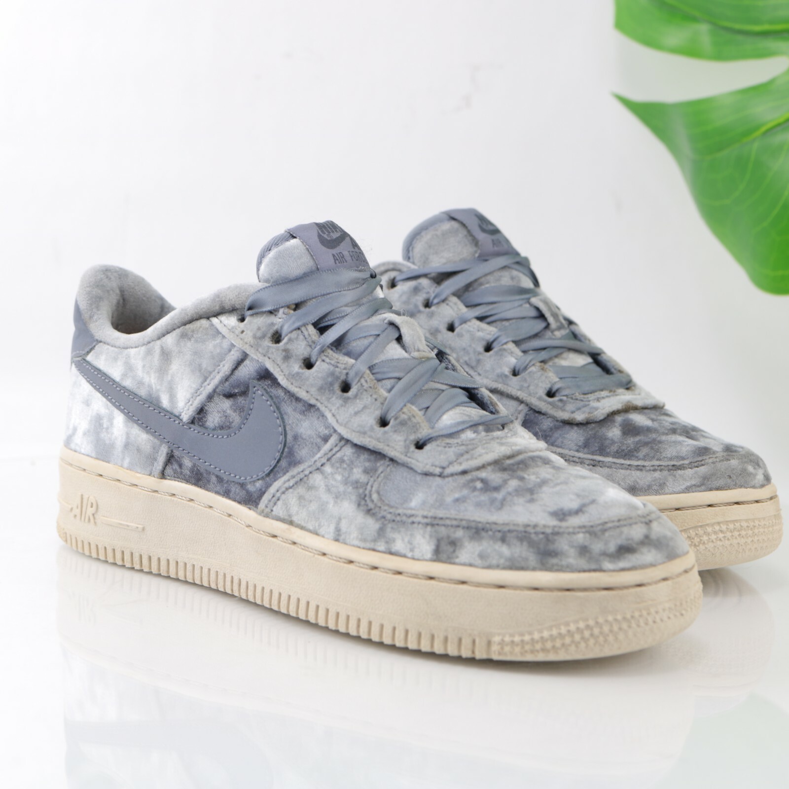 womens velvet air force 1