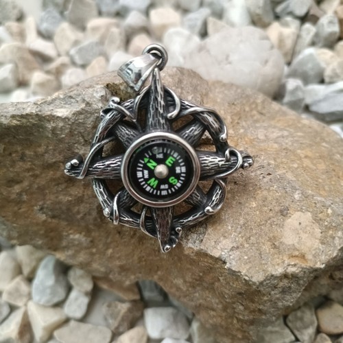 Stainless Steel Hip Hop Devil Compass Pendant Design with a 24 inch Box Chain - Picture 6 of 11