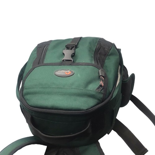 Lowepro Camera Padded Compartments Bag - Green - 14X11X6" (D) - Picture 5 of 7