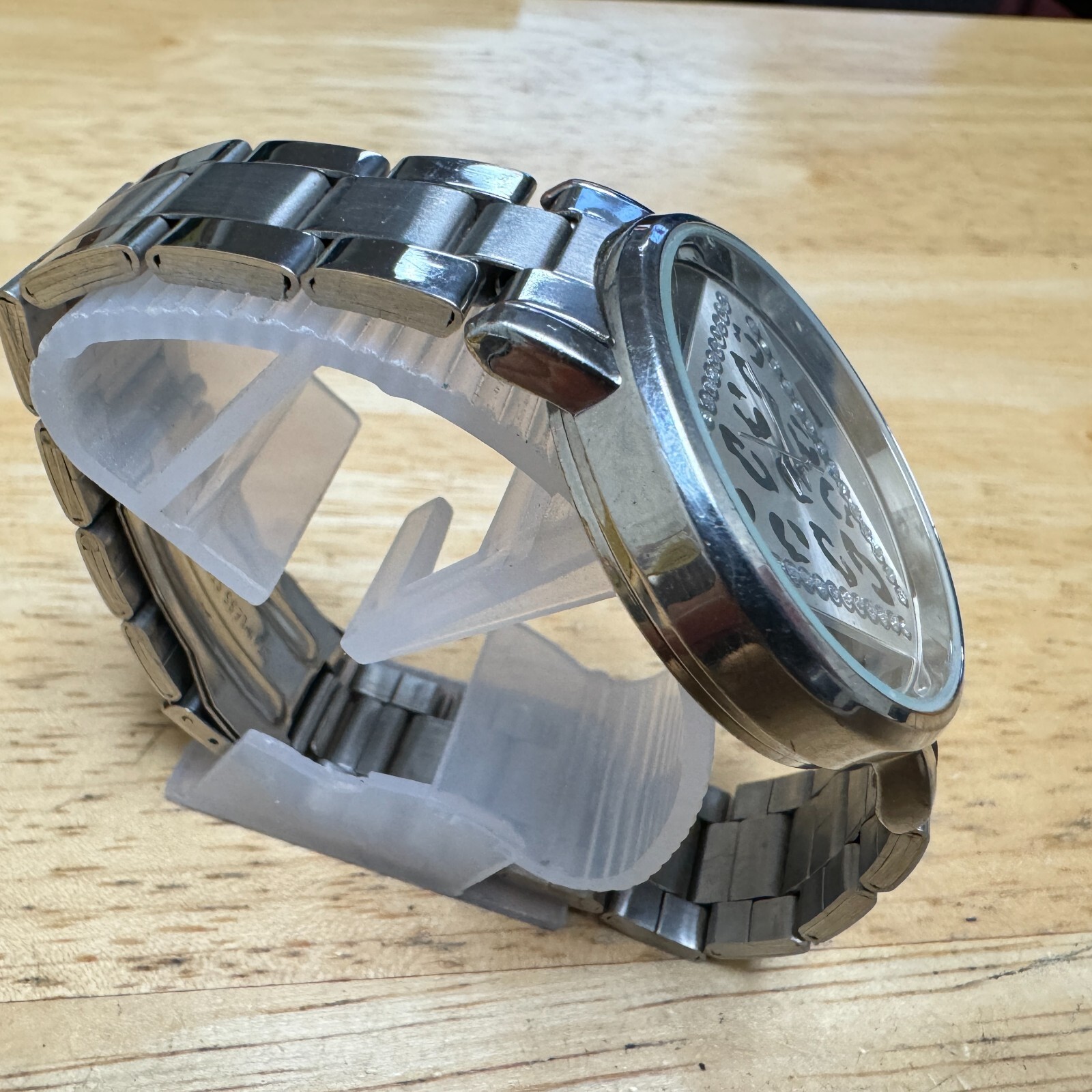 Singapore Movt Quartz Watch Men Silver Triangle Dial Analog New Battery