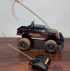 RC Monster Truck Ford ラジコン　ジャンク　部品取り当時物 RC Monster Truck Ford ラジコン ジャンク 部品取り当時物 Rc Ford
